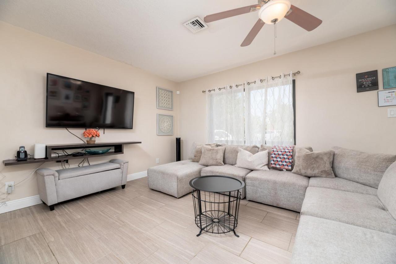 Home At Poinsettia Heights Φορτ Λόντερντεϊλ Εξωτερικό φωτογραφία